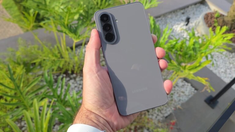 Samsung is beginning trials of One UI 9 on two additional smartphones.